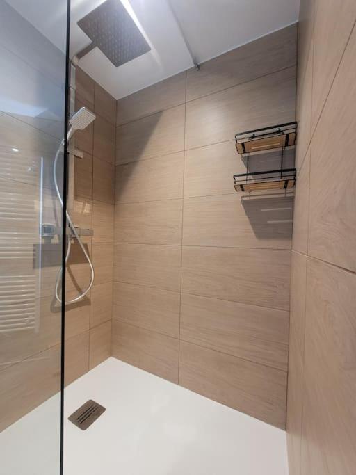 Appartement La Graviere คลูนี ภายนอก รูปภาพ