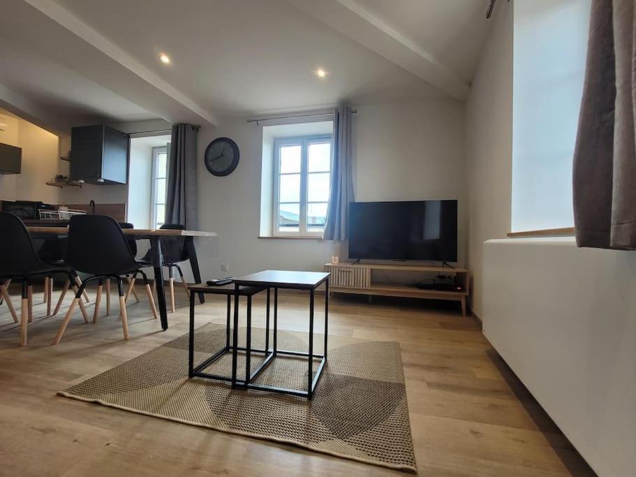 Appartement La Graviere คลูนี ภายนอก รูปภาพ